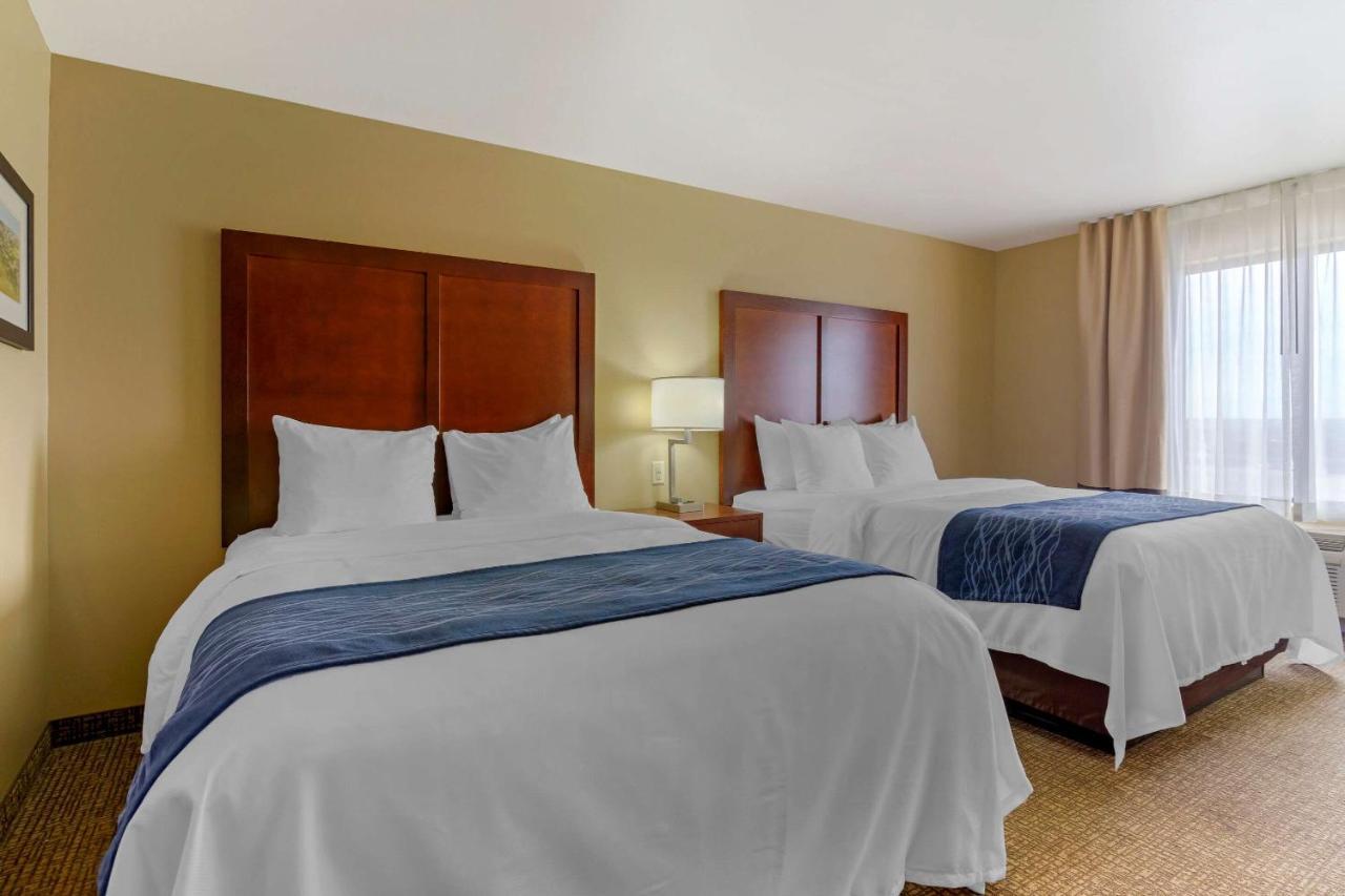 Comfort Inn & Suites Mandan - Bismarck Экстерьер фото