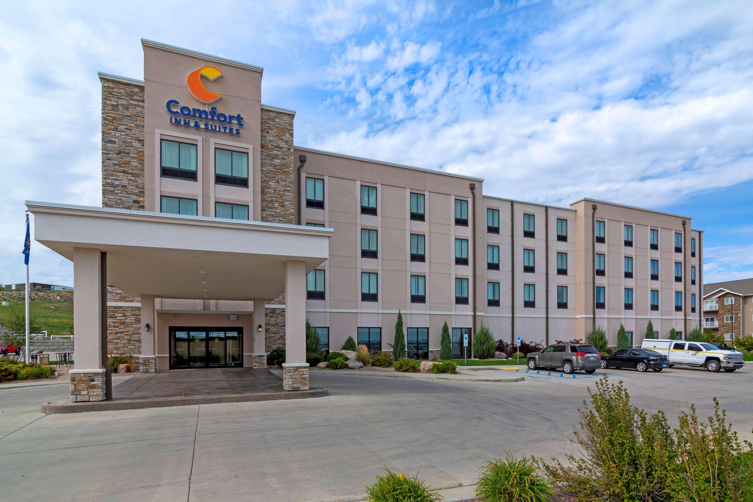 Comfort Inn & Suites Mandan - Bismarck Экстерьер фото